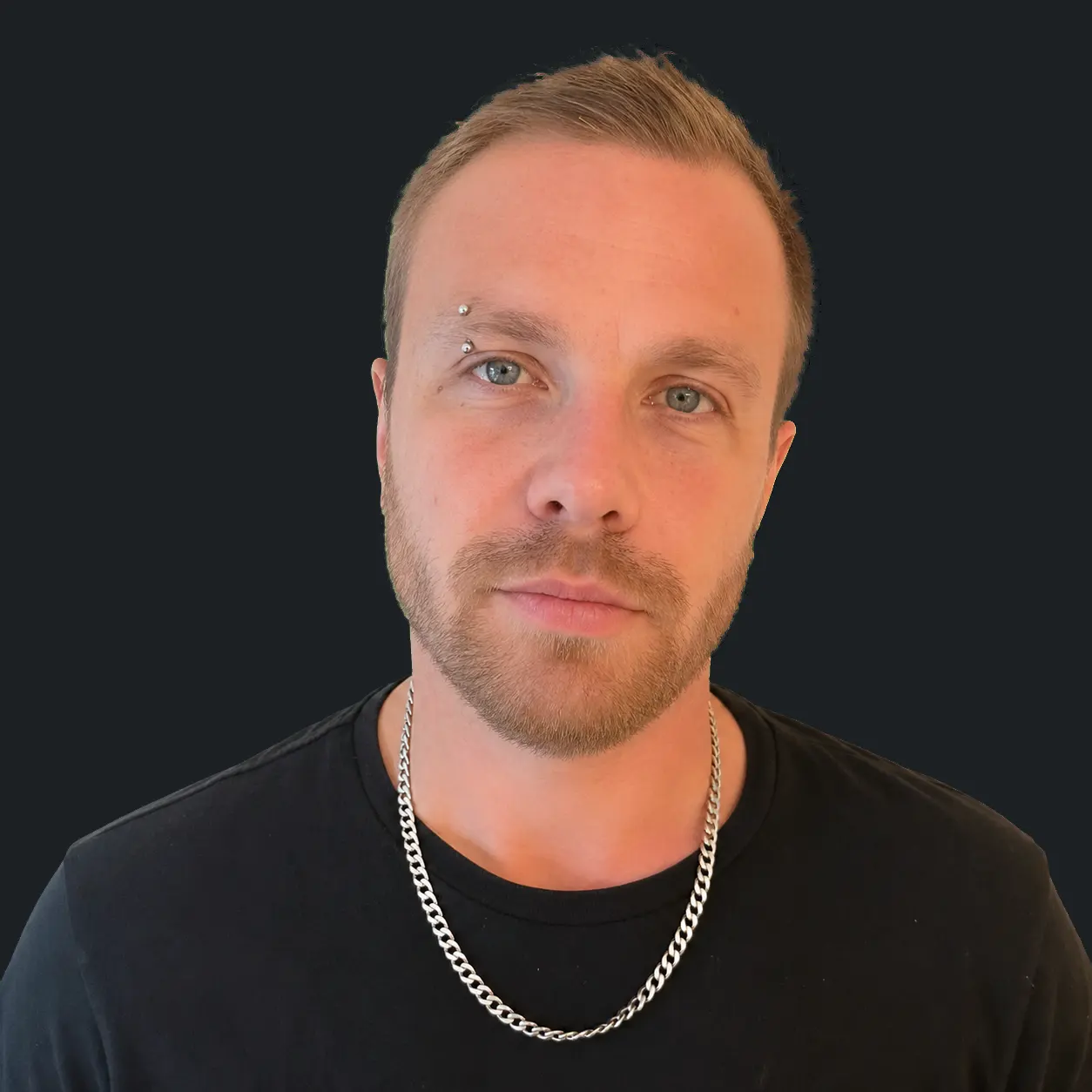 Marcus från Östra Ryd:s Gräv och Bygg AB