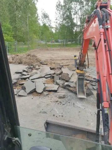 Rivning av betongplatta - mark- och anläggningsarbeten